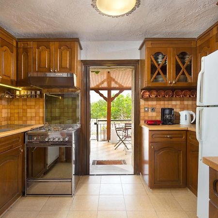 Villa Agia Paraskevi Ялисос Екстериор снимка